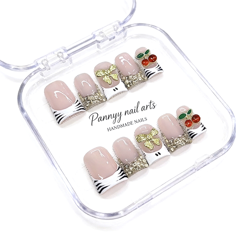 덕팁 프레스온 네일 10개입 핸드메이드 누드 지브라 네 - Nail Art Zebra 리뷰 및 가격